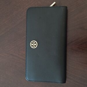Tory Burch Wallet